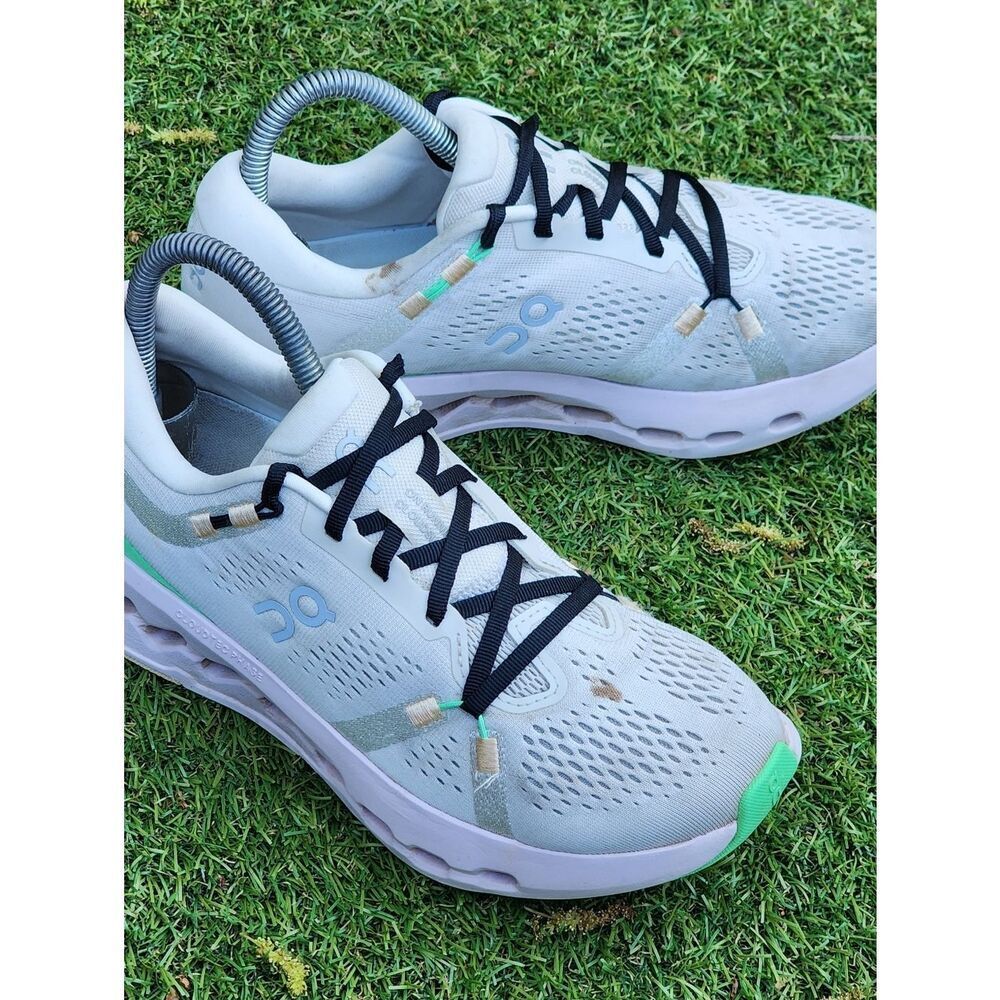 ON CLOUDSURFER - Womens Sneakers - SIZE 7.5 - ((Shoes Have Some Stain))